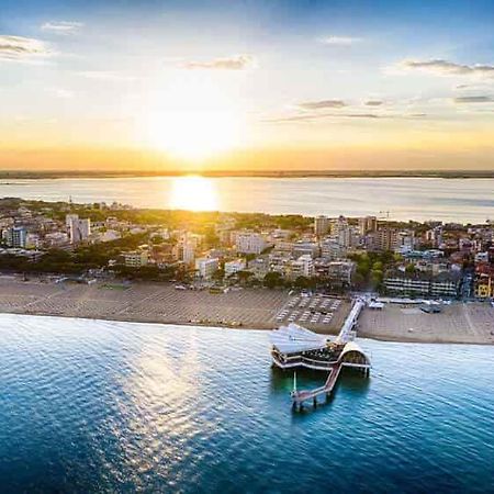 La Magia Del Mare Apartman Lignano Sabbiadoro Kültér fotó